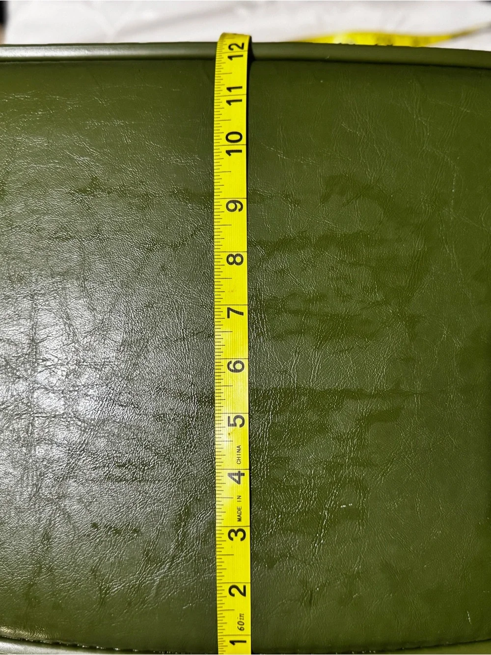 Vintage 1960s/1970’s Green Hard Vinyl Suitcase